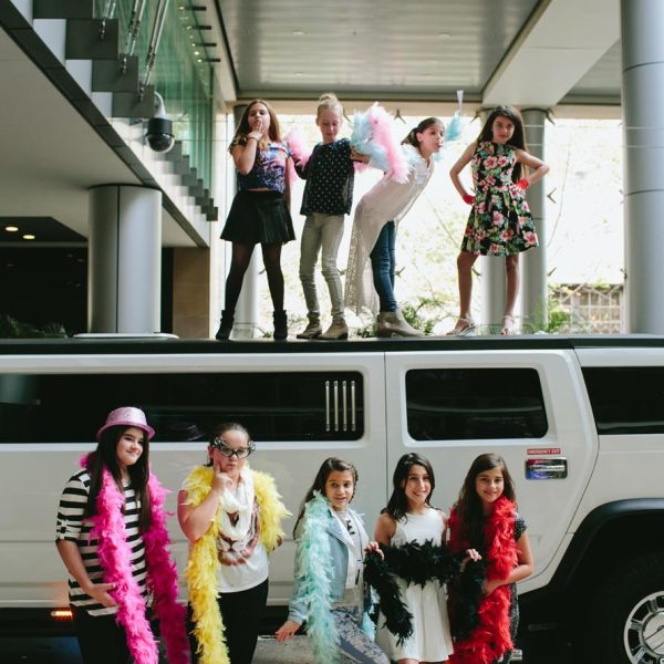 Teen-Style-Party-Hummer-Disco Stretch Hummer Disco Party