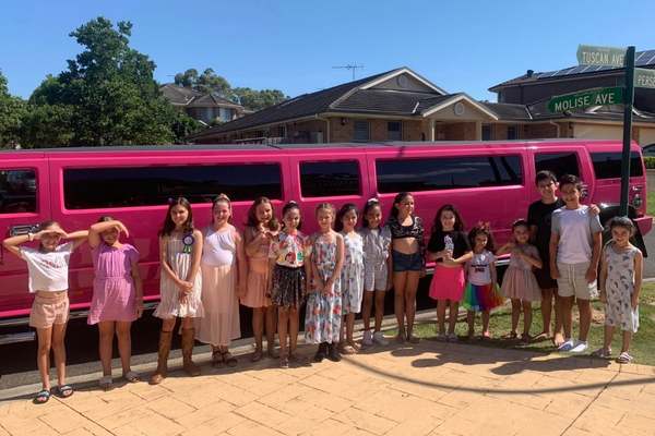 Pink Hummer Kids 3 Pink hummer kids 3