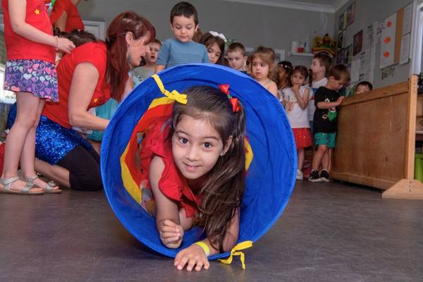 Girl Tunnel Childcare Preschool Disco | Bop Till You Drop Girl tunnel at Bop till you Drop childcare and preschool disco