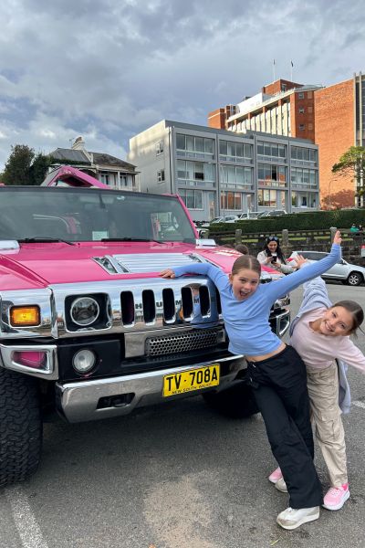 Pink Hummer Party (1) Pink Hummer party